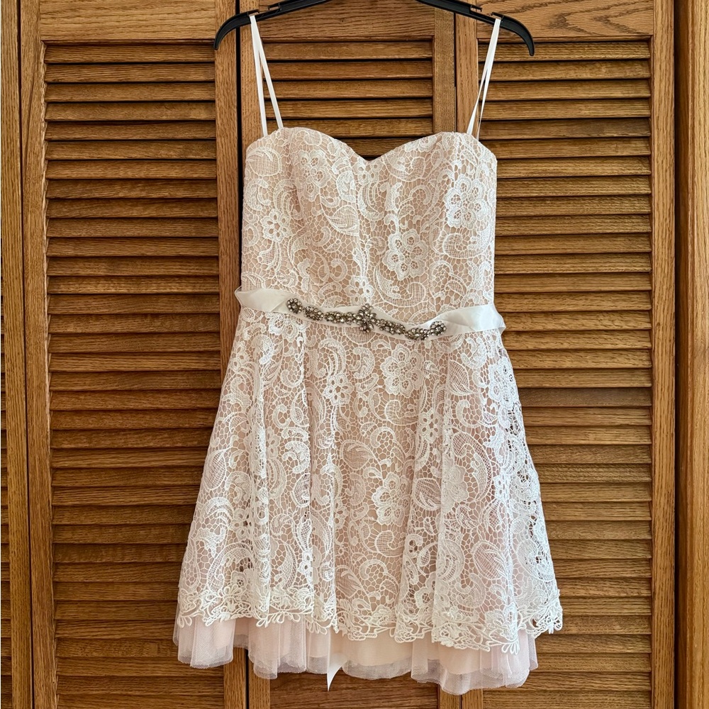 Camille La Vie Blush Prom Homecoming Mini Party Dress